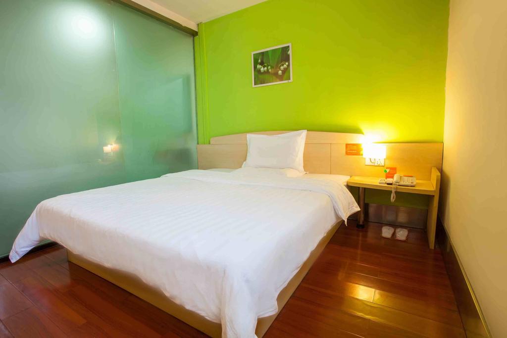 7Days Inn Luoyang Zhongzhou Road Hall Of Enlightened Rule Номер фото